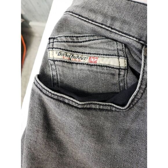 Diesel Button Fly Men's Distressed / Faded Black / Grey Jeans Sz. 36 Waist - Picture 7 of 7